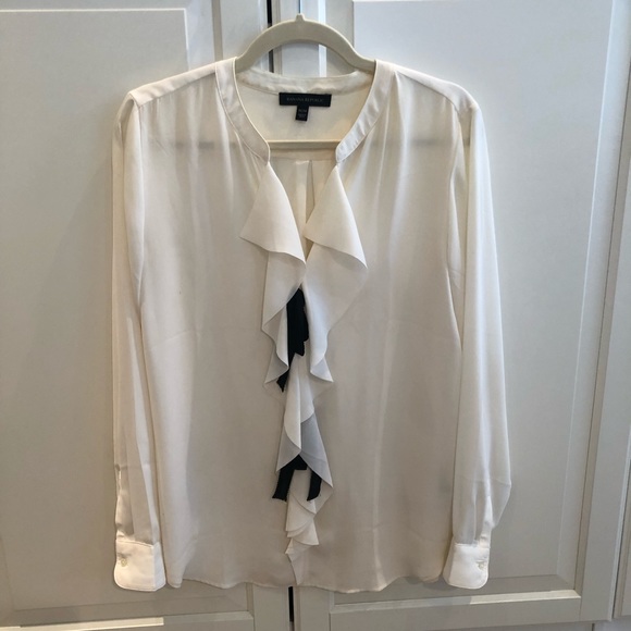 Banana Republic Ruffle Front Blouse - Picture 2 of 5